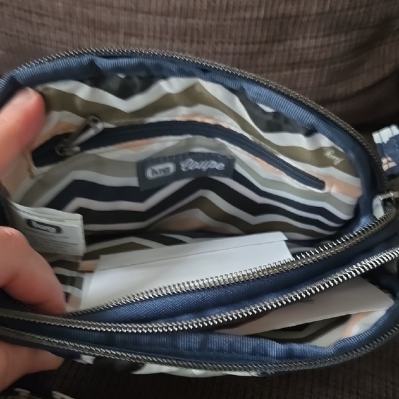 NWT Lug Coupe in Floral Multi - Picture 4 of 6